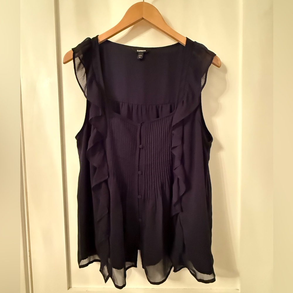 Express ruffled top